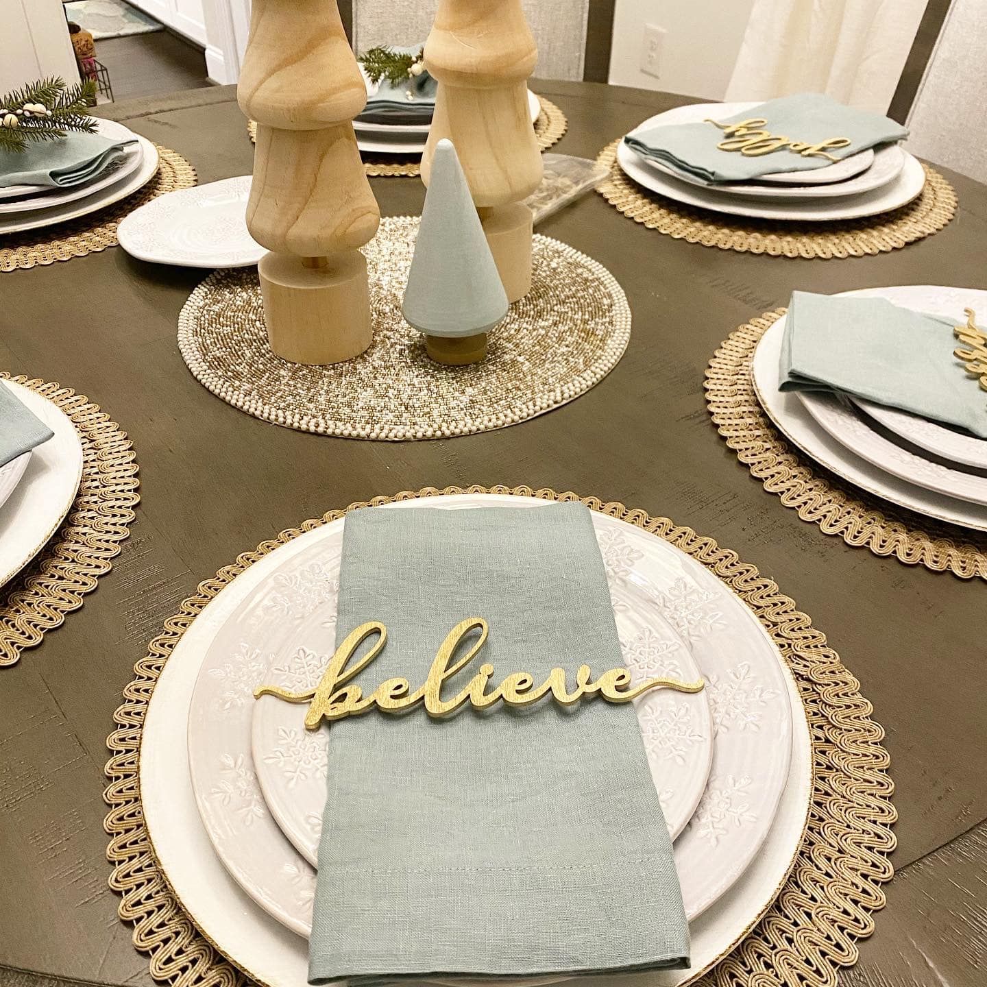 Gold Believe Place Card for Christmas Dinner Party, Holiday Decor