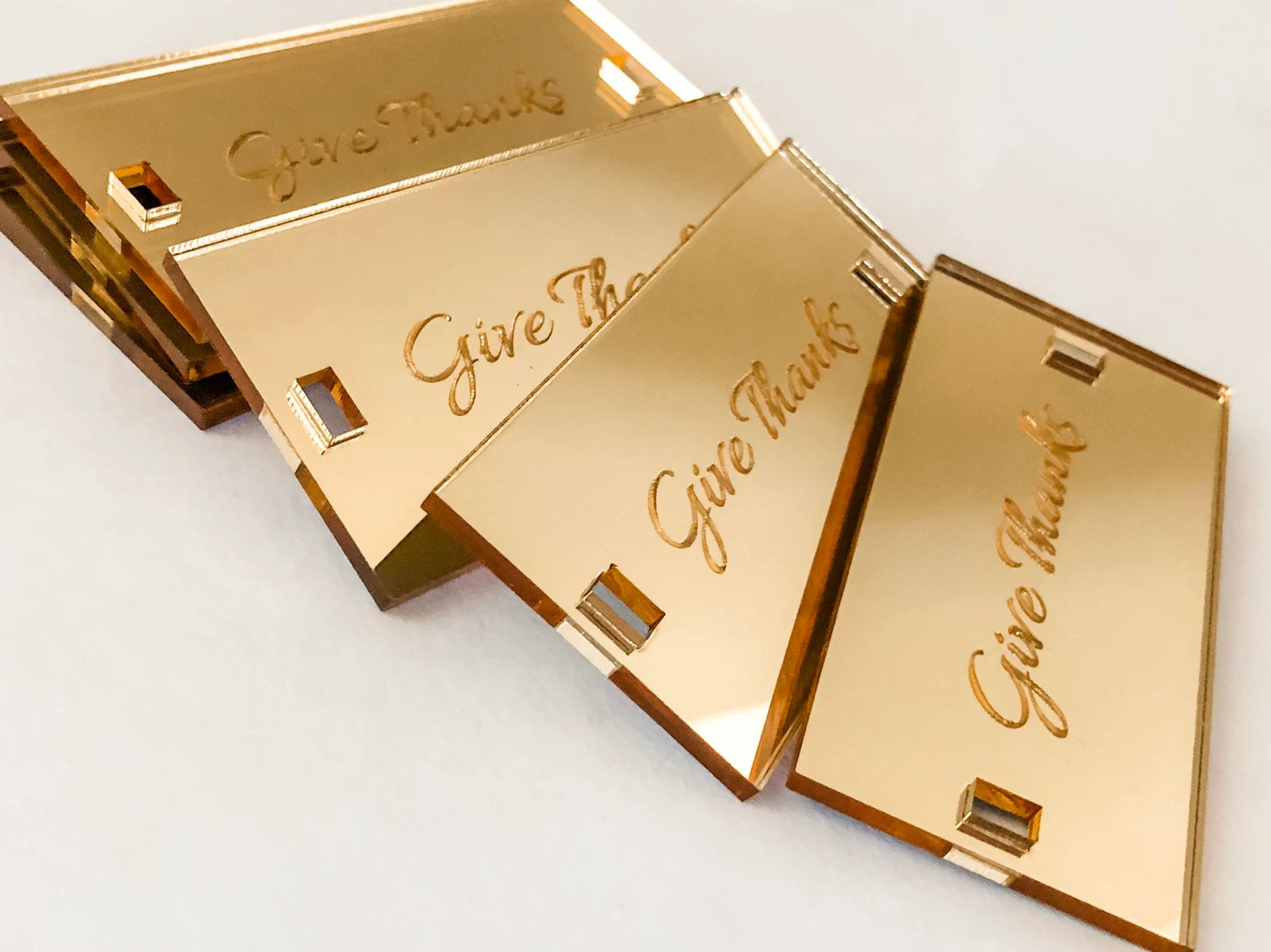 Gold Mirro Acrylic rectangular Napkin Tags with 'Give Thanks' text on a white background