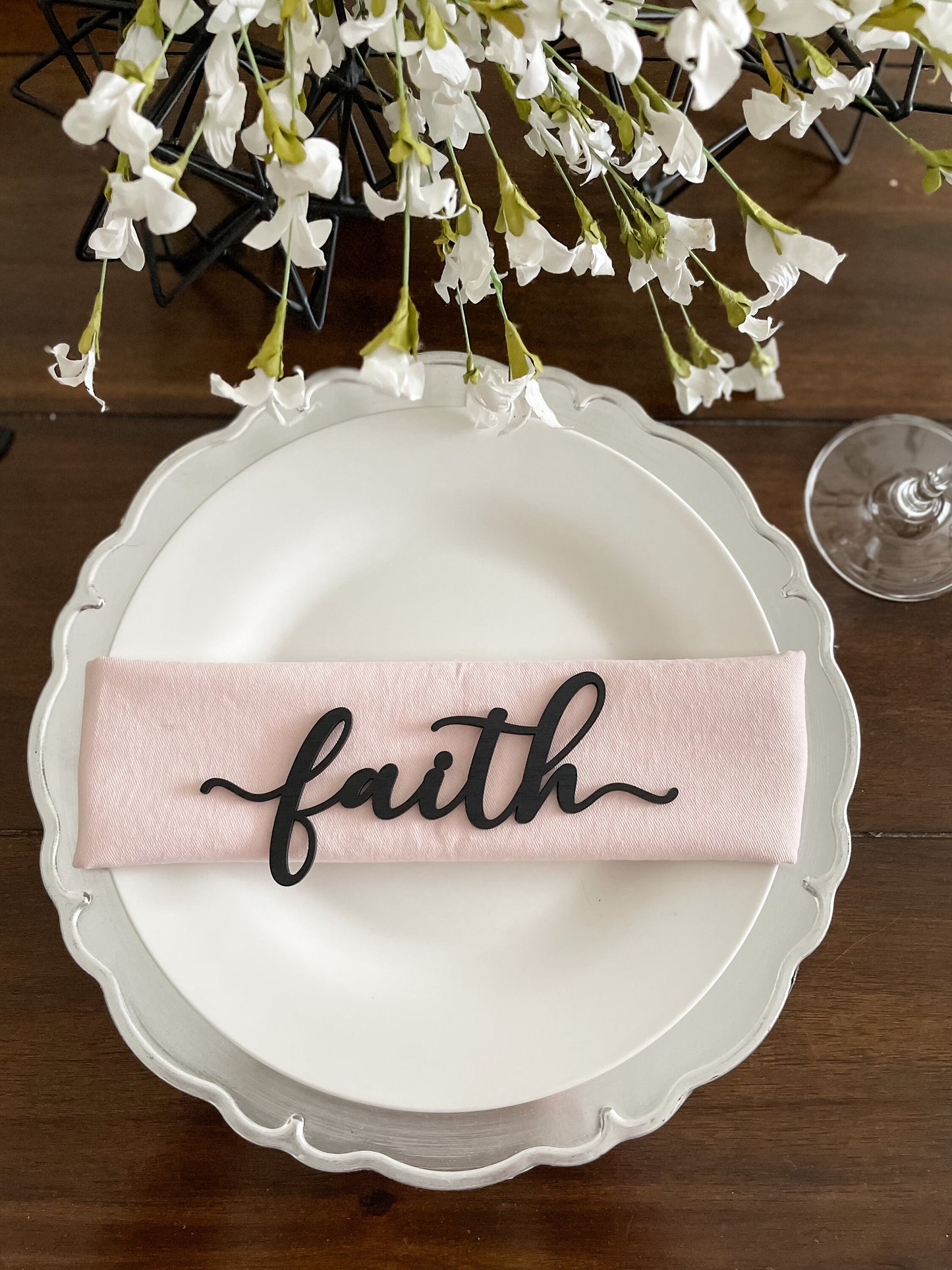 Easter Table Decor, Spring Dining Table Accessories, Farmhouse Style, Faith Easter Risen Jesus Plate Ornaments,