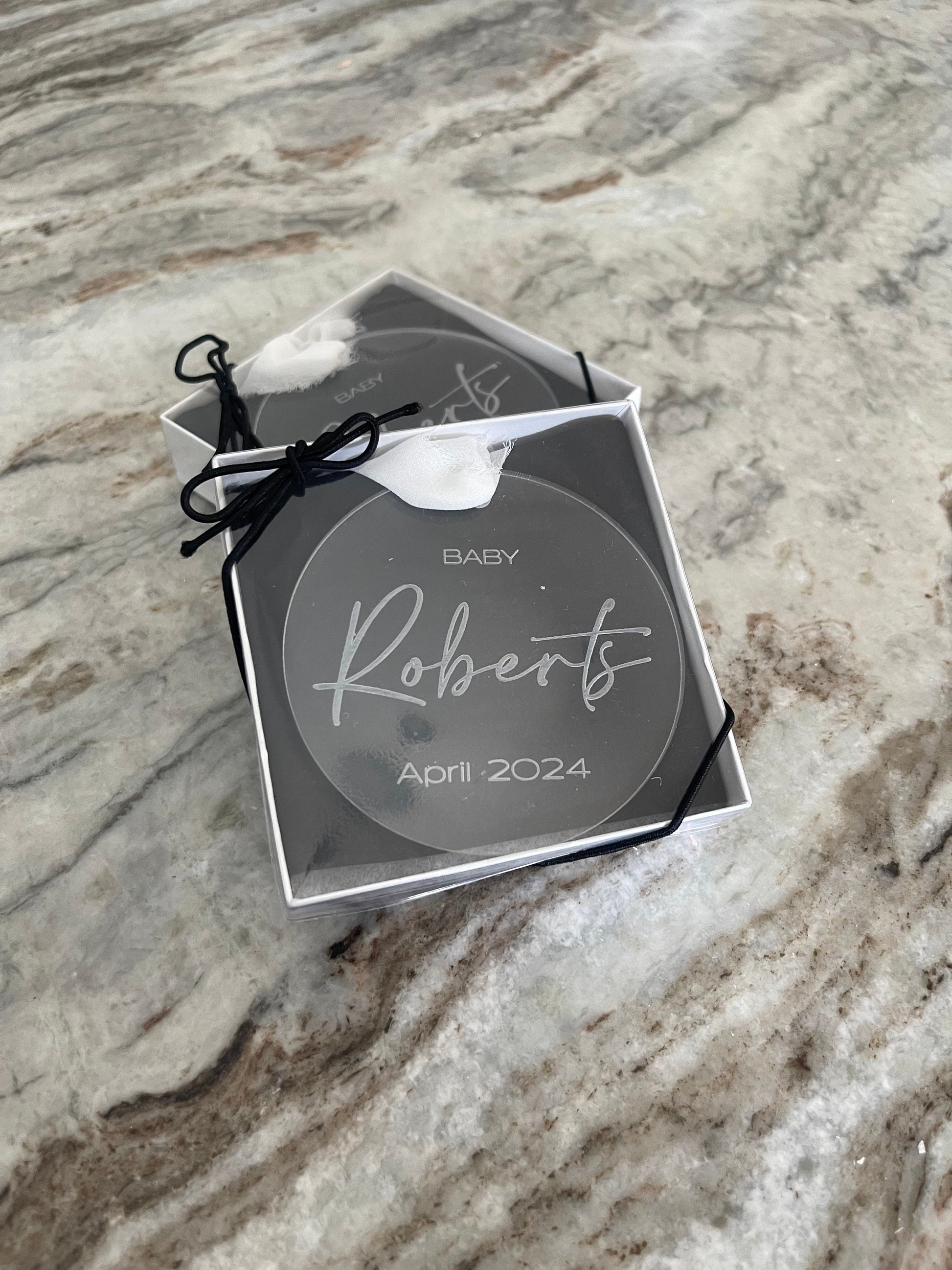 Personalized Baby Announcement Christmas Ornament, Pregnancy Announcement, Christmas Pregnancy, Custom Baby Ornament